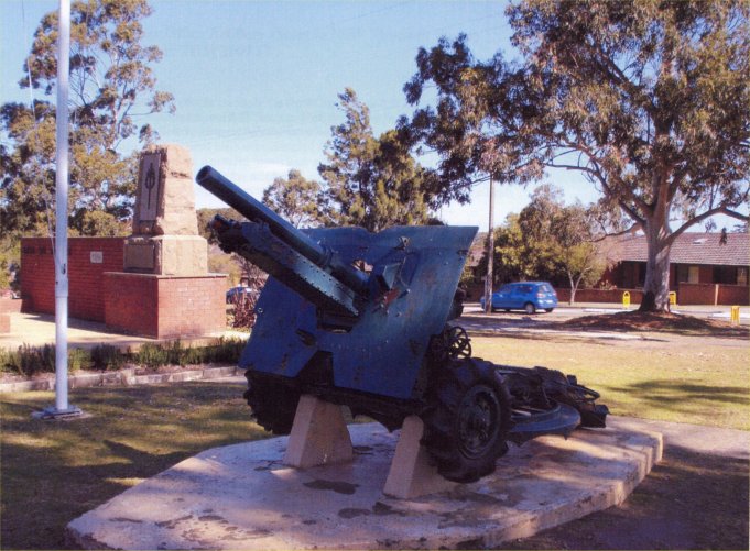 25 Pounder Mark II on Carriage